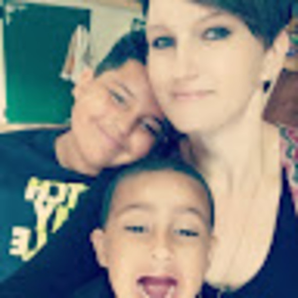 Meet your Posher, Katie - Picture 1 of 1